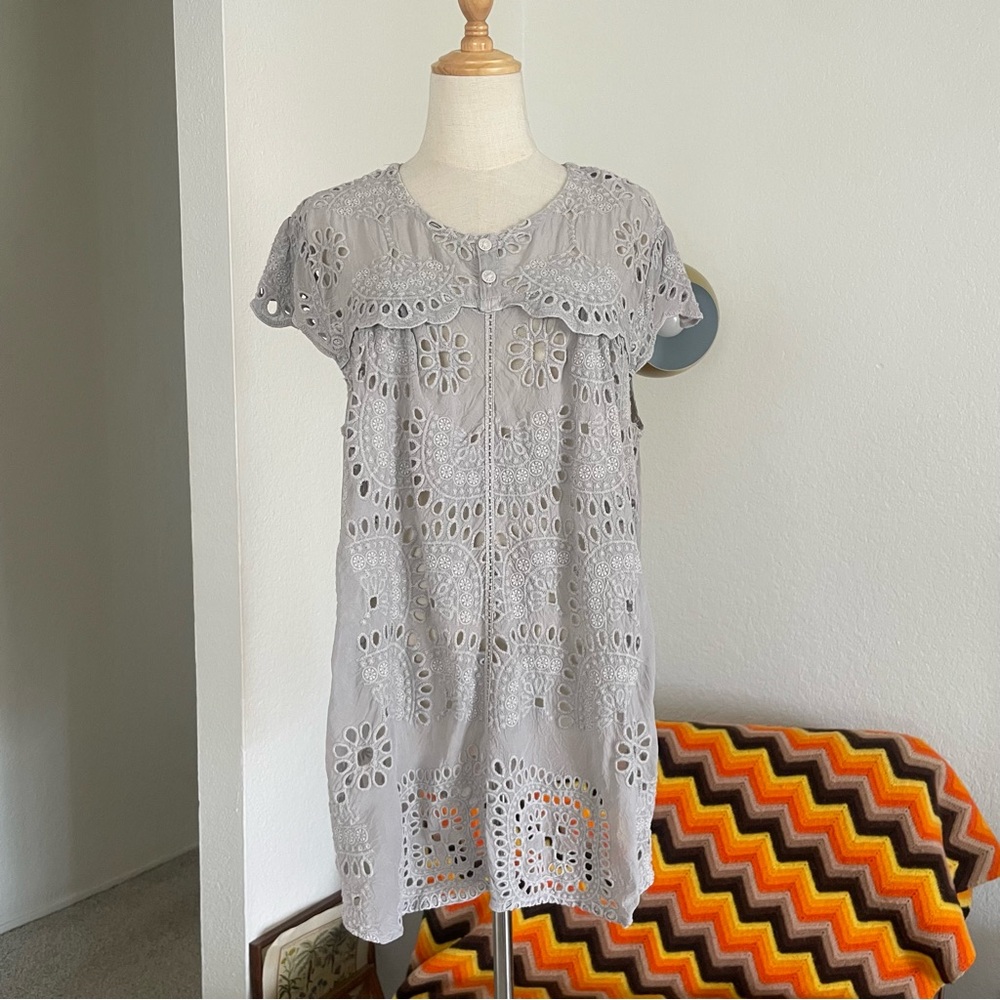 Johnny Was Marietta Cap Sleeve Eyelet Blouse - Picture 2 of 11